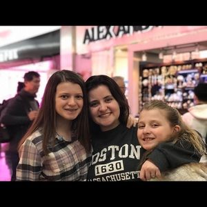 Meet your Posher, Samantha